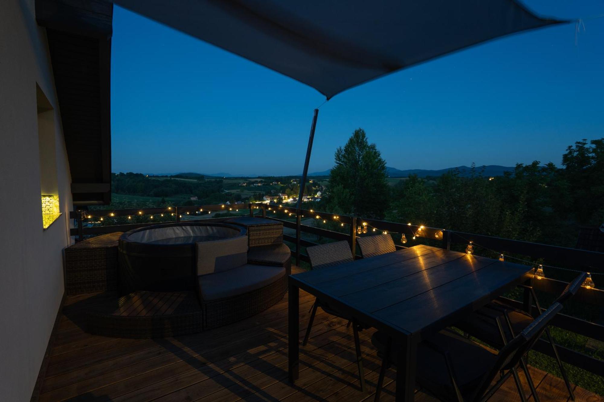 Lux Loft *