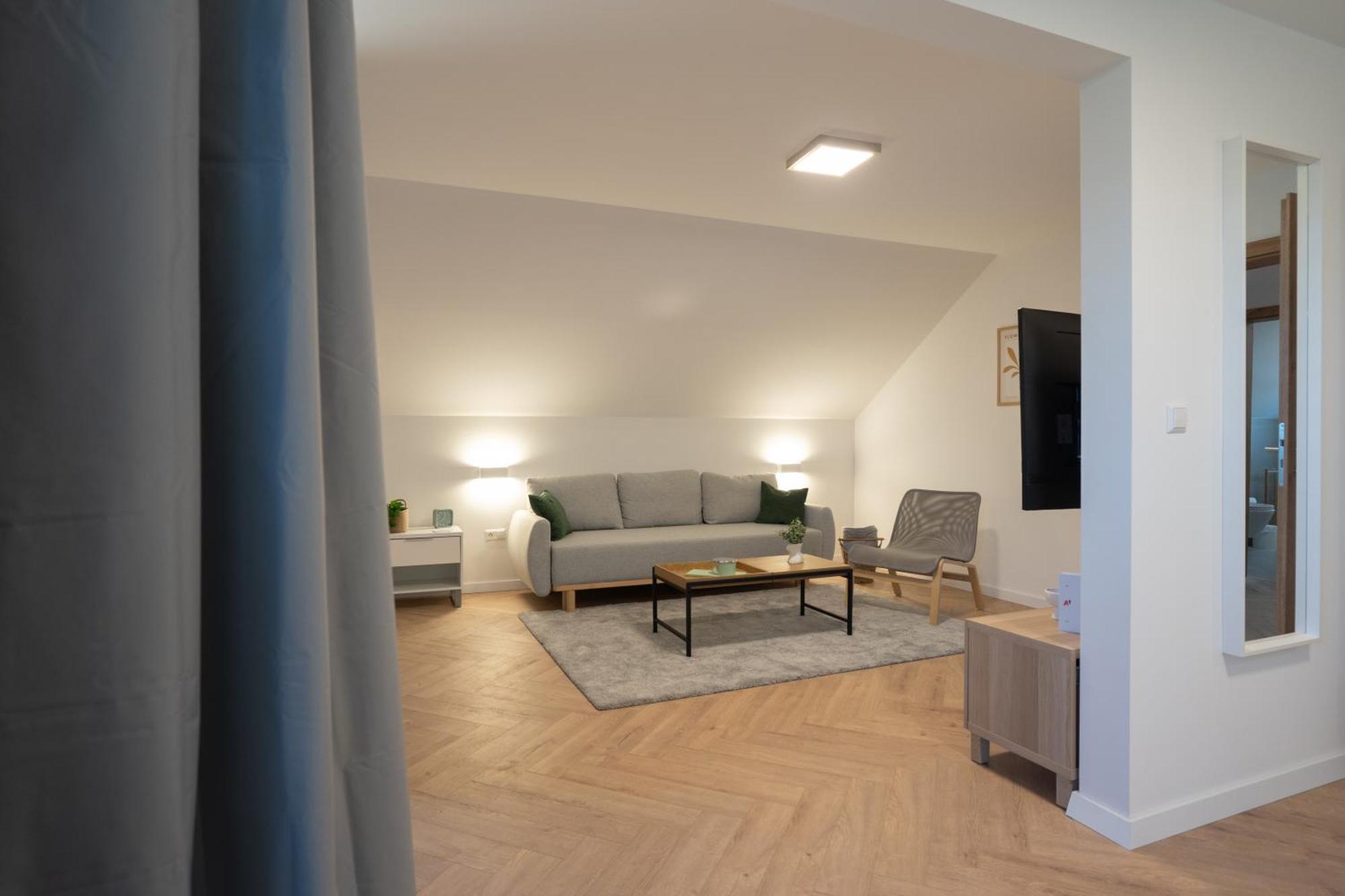 Lux Loft *