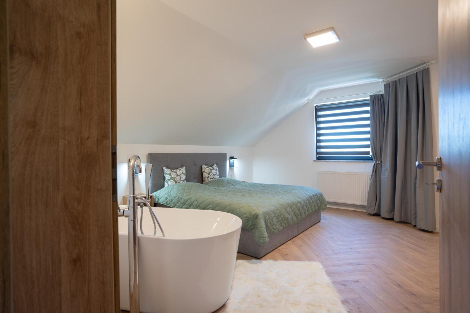 Lux Loft *